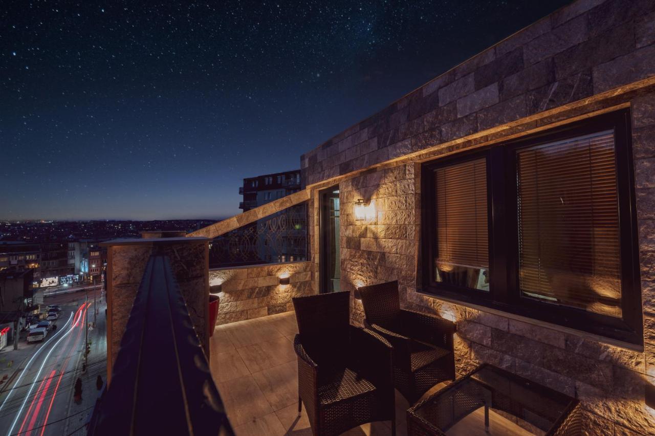 Hotel Premium Pristina Exterior photo