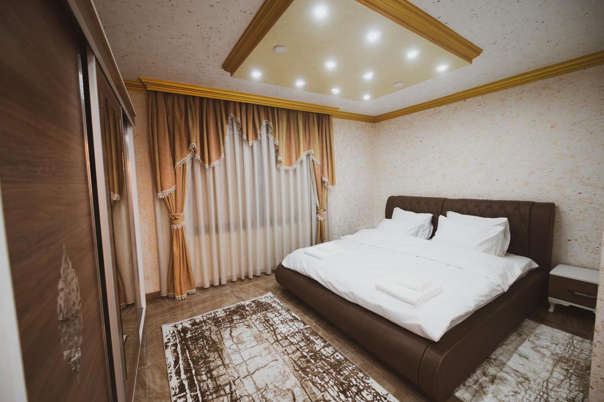 Hotel Premium Pristina Exterior photo