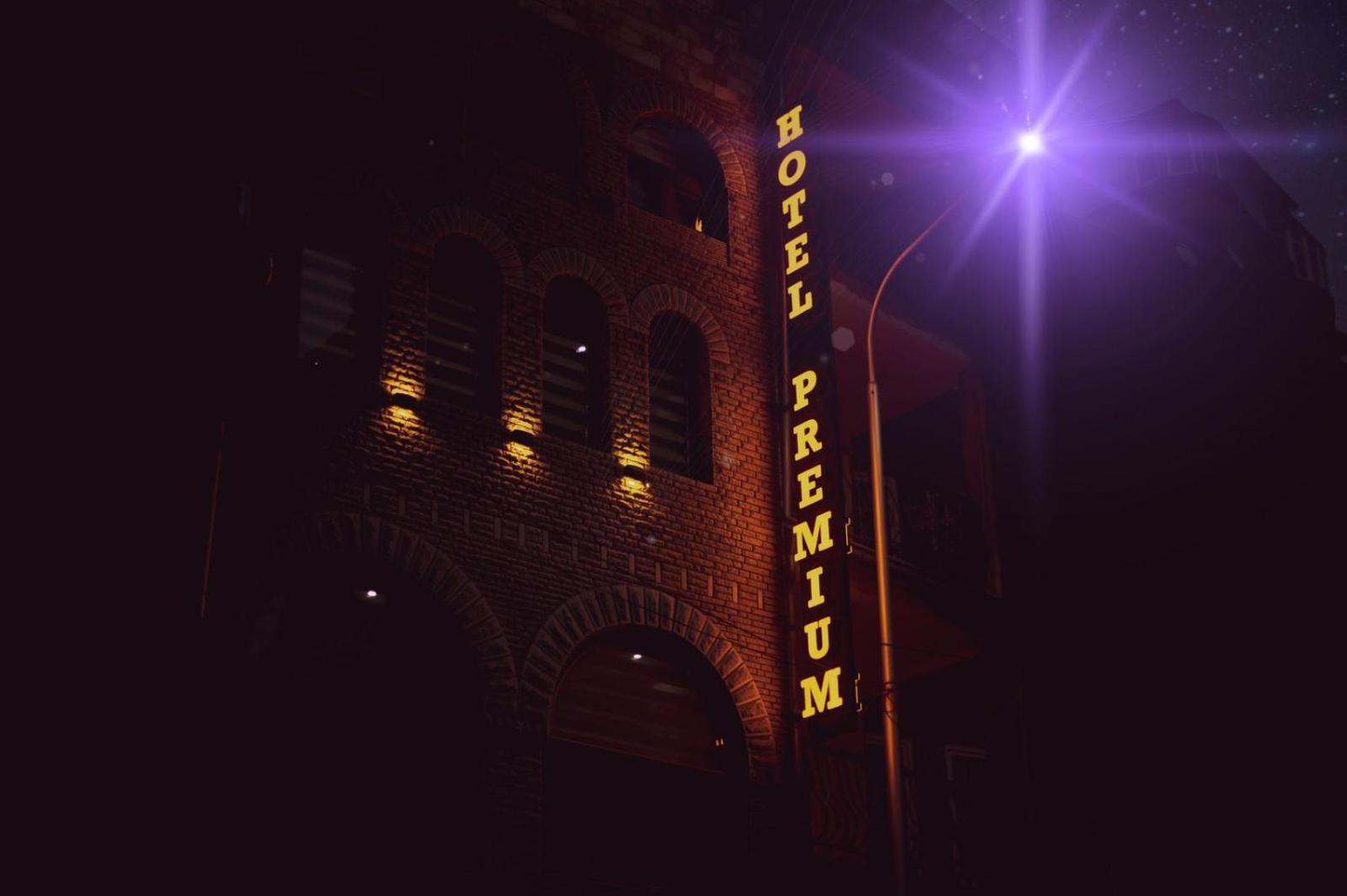 Hotel Premium Pristina Exterior photo