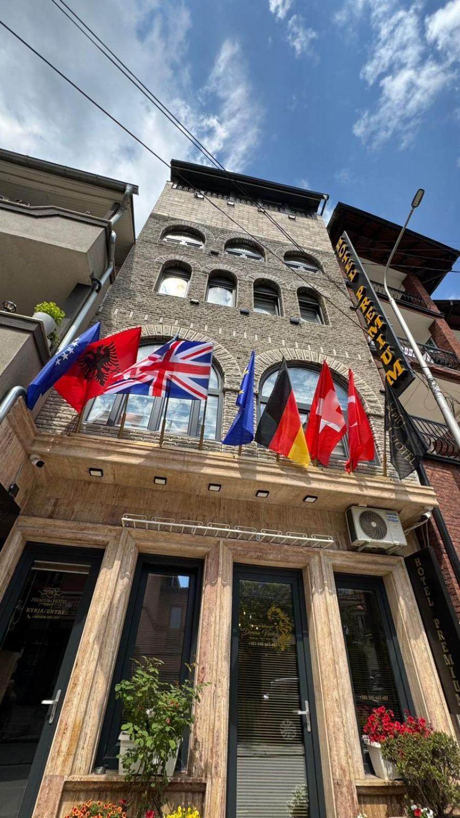 Hotel Premium Pristina Exterior photo
